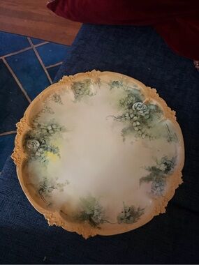 Antique GDA Limoges Hand-Painted Floral Decorative Plate in Cream and Green